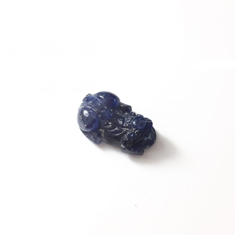 Mặt dây chuyền Tỳ hưu đá Sapphire loại AA